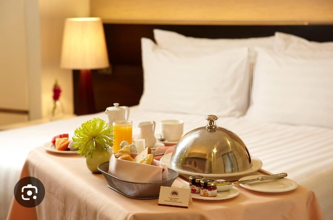 Lamar Hotel Batumi Esterno foto
