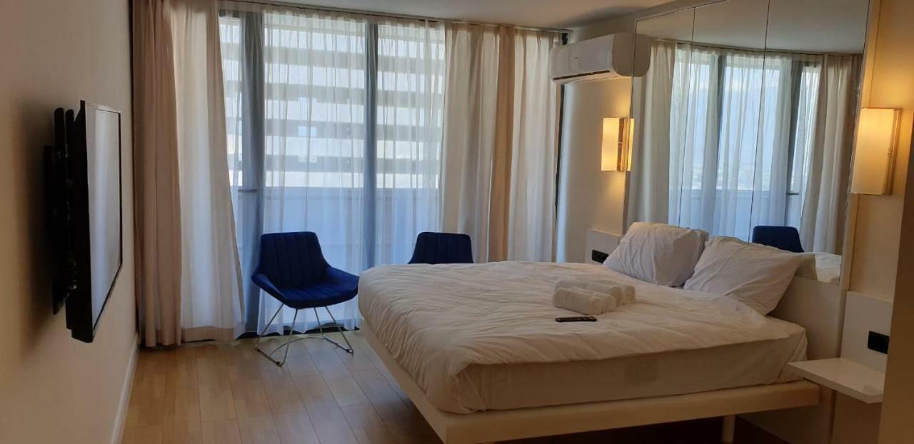 Lamar Hotel Batumi Esterno foto